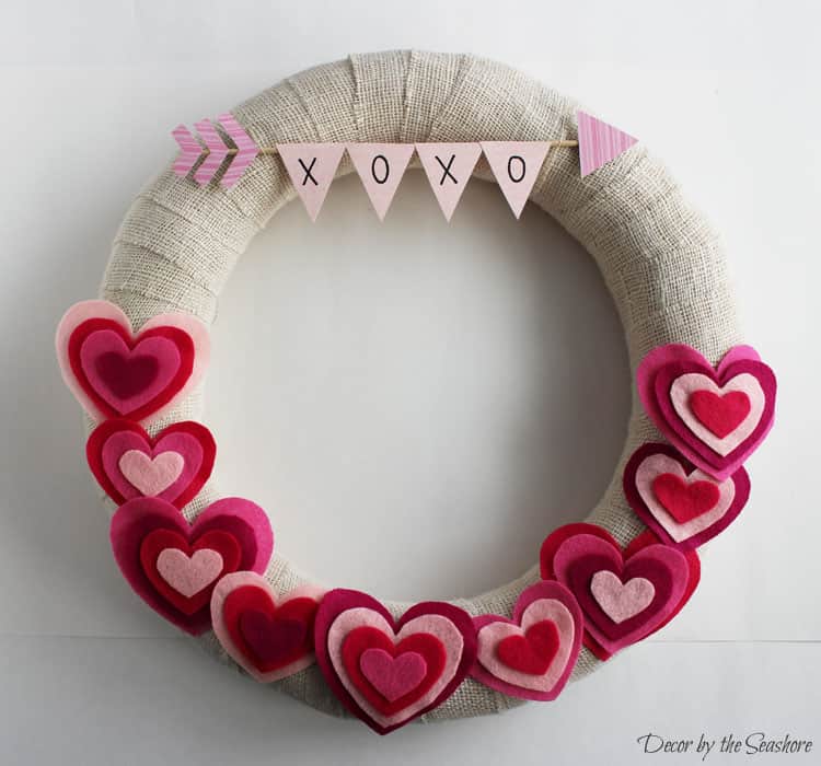 17 DIY Valentine's Day Wreaths to Make