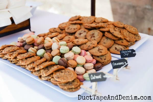 Amazing cookies at Jordann's wedding! | DuctTapeAndDenim.com
