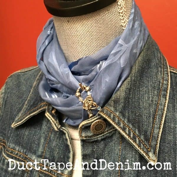 How to wear a skinny scarf. This style uses a Lilla Rose flexi clip too. | DuctTapeAndDenim.com