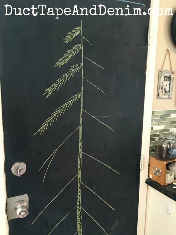Chalk Christmas tree on my kitchen door | DuctTapeAndDenim.com