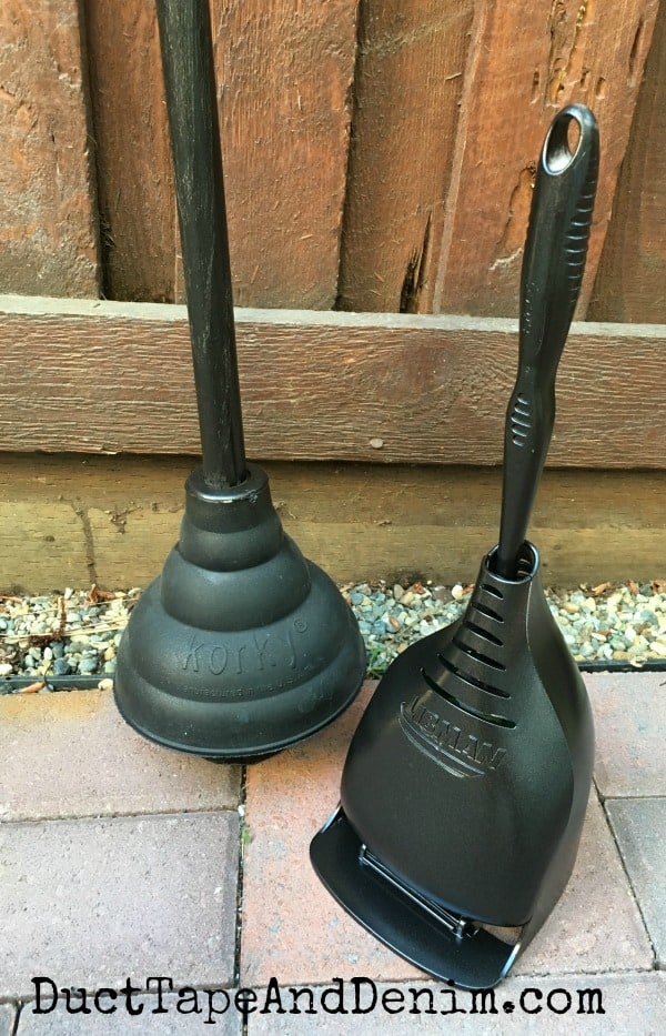 How to Spray Paint Your Bathroom Necessities