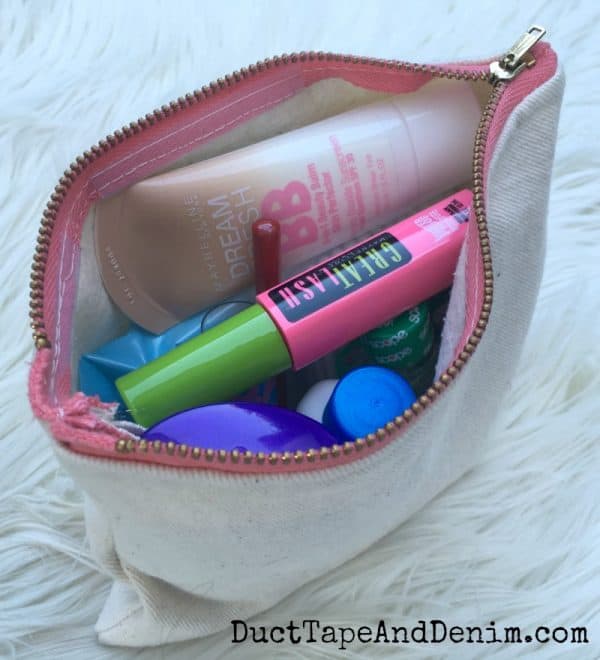 Filled makeup bag | DuctTapeAndDenim.com