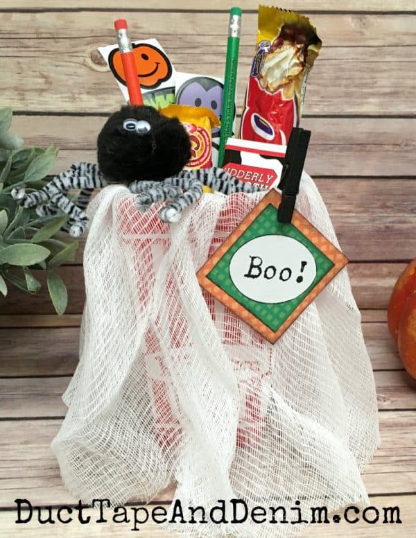Ghost Halloween Boo Basket | DuctTapeAndDenim.com