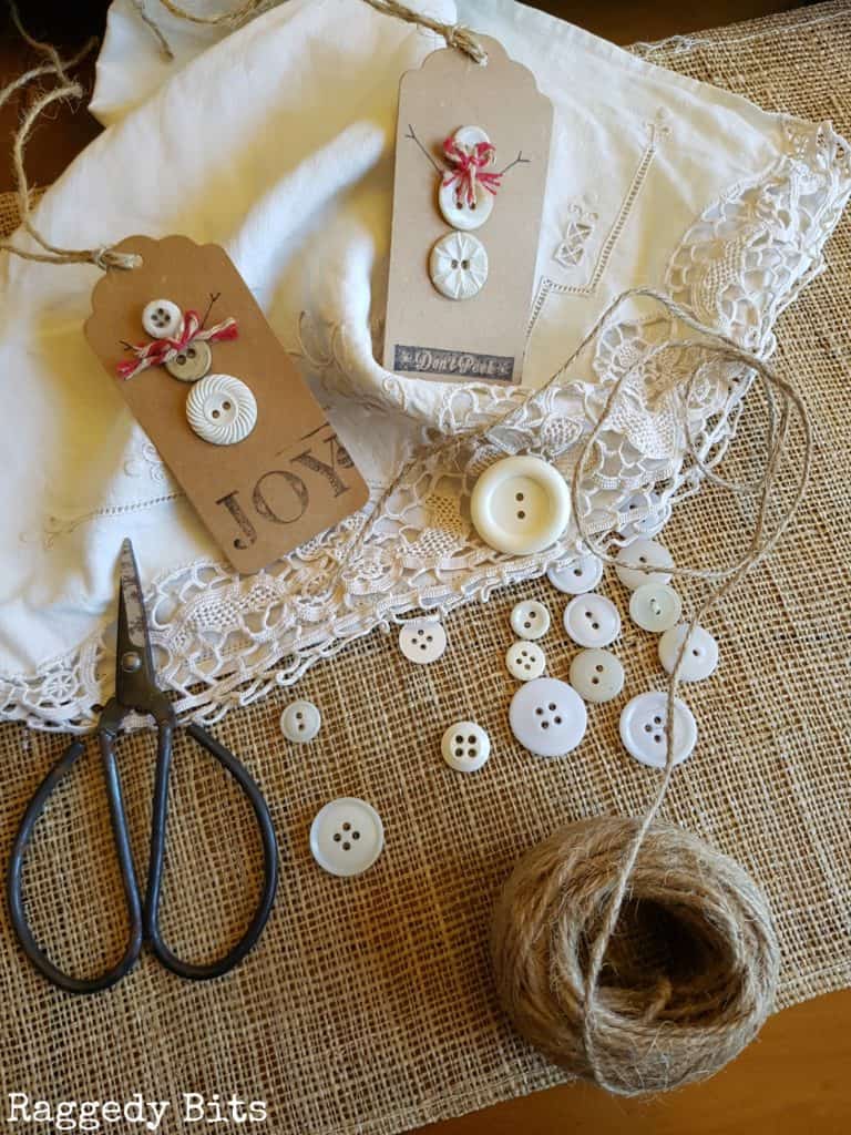 Vintage Button Snowman Christmas Gift Tags