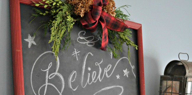 DIY Christmas Chalkboard