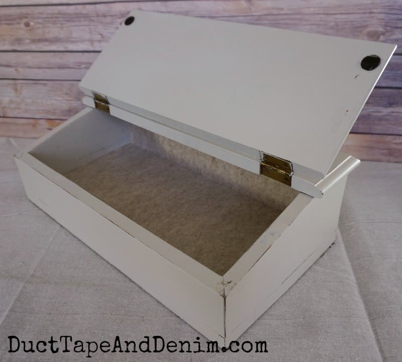 Portable Vintage Writing Desk Makeover, or is it a Vintage Stationary Box?