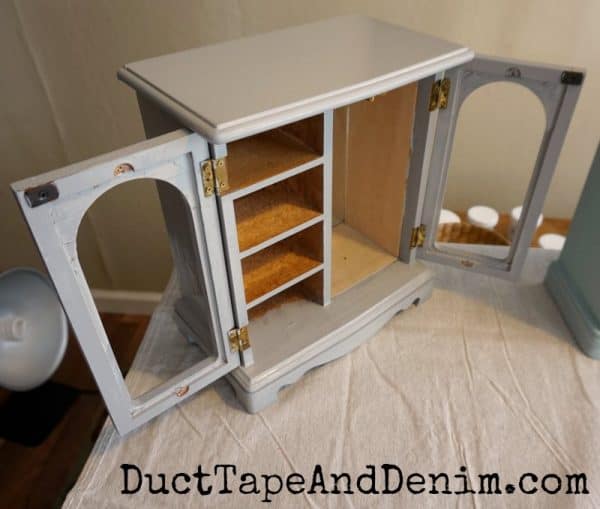 Painting my thrift store jewelry cabinet | DuctTapeAndDenim.com