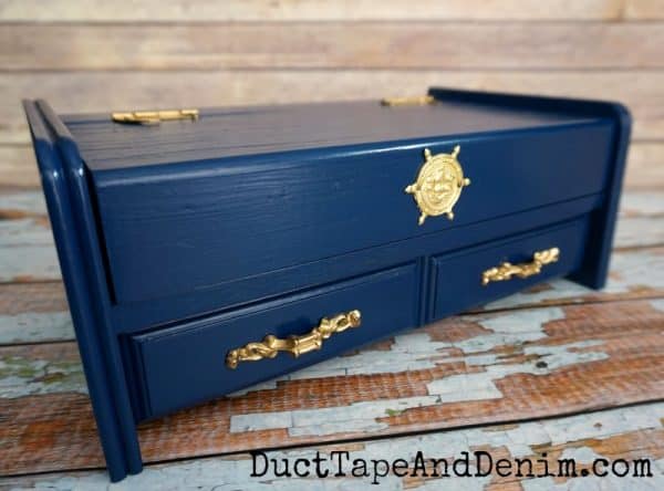 Finished nautical navy men's jewelry box makeover | DuctTapeAndDenim.com