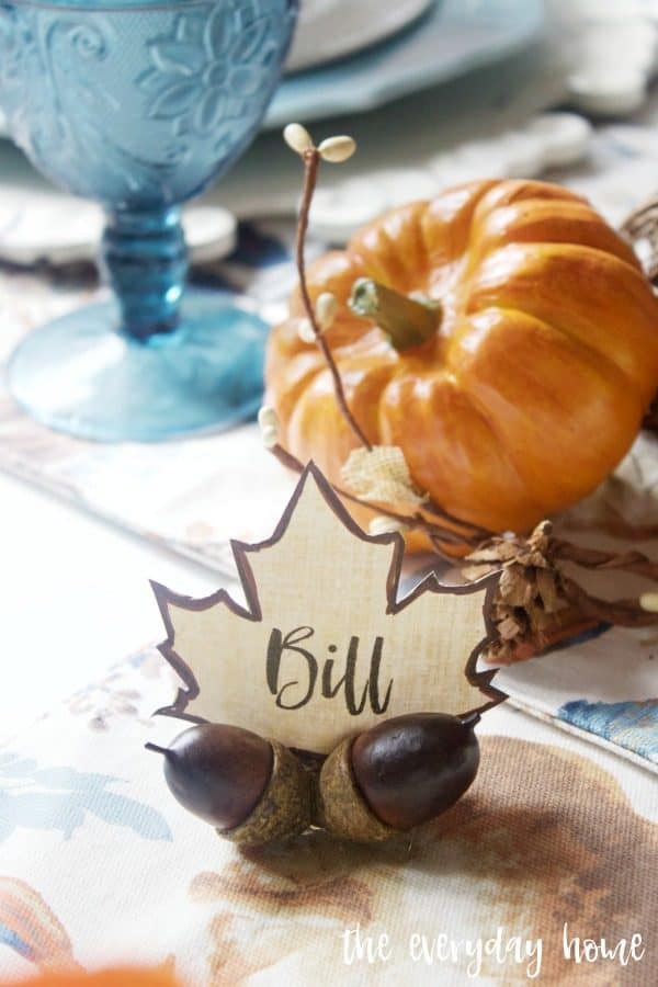 acorn place cards for thanksgiving