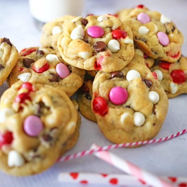 30 Sweet Valentine Cookie Recipes You Can Make