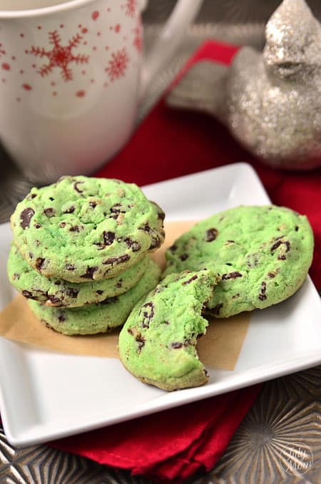 Mint-Chocolate-Chip-Cookies