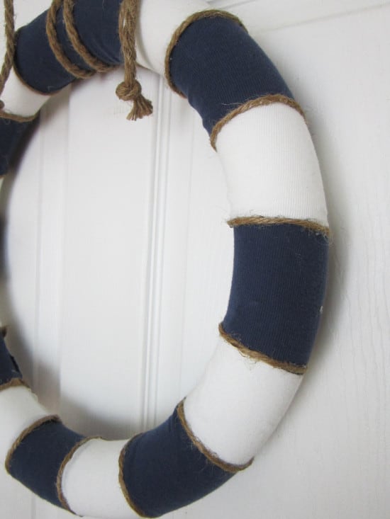 Easy striped wreath for summer