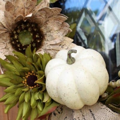 15 Easy Pumpkin Wreaths You Can Make This Fall