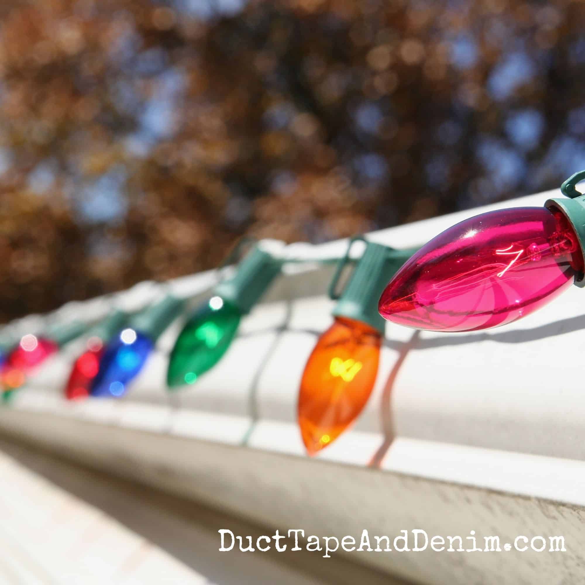 15 Unique Outdoor Christmas Light Ideas for Your House & Gates